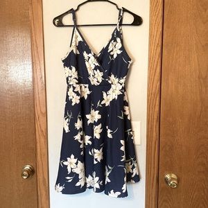 Blue floral dress size 6